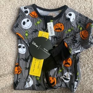 Little sleepies NWT nightmare before Christmas 3-6 month zippy